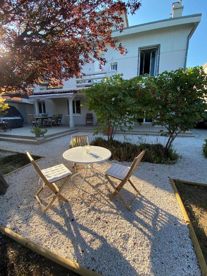 Appartement Rez De Villa Proche Port Et Plages De Sanary Sanary-sur-Mer Exterior foto