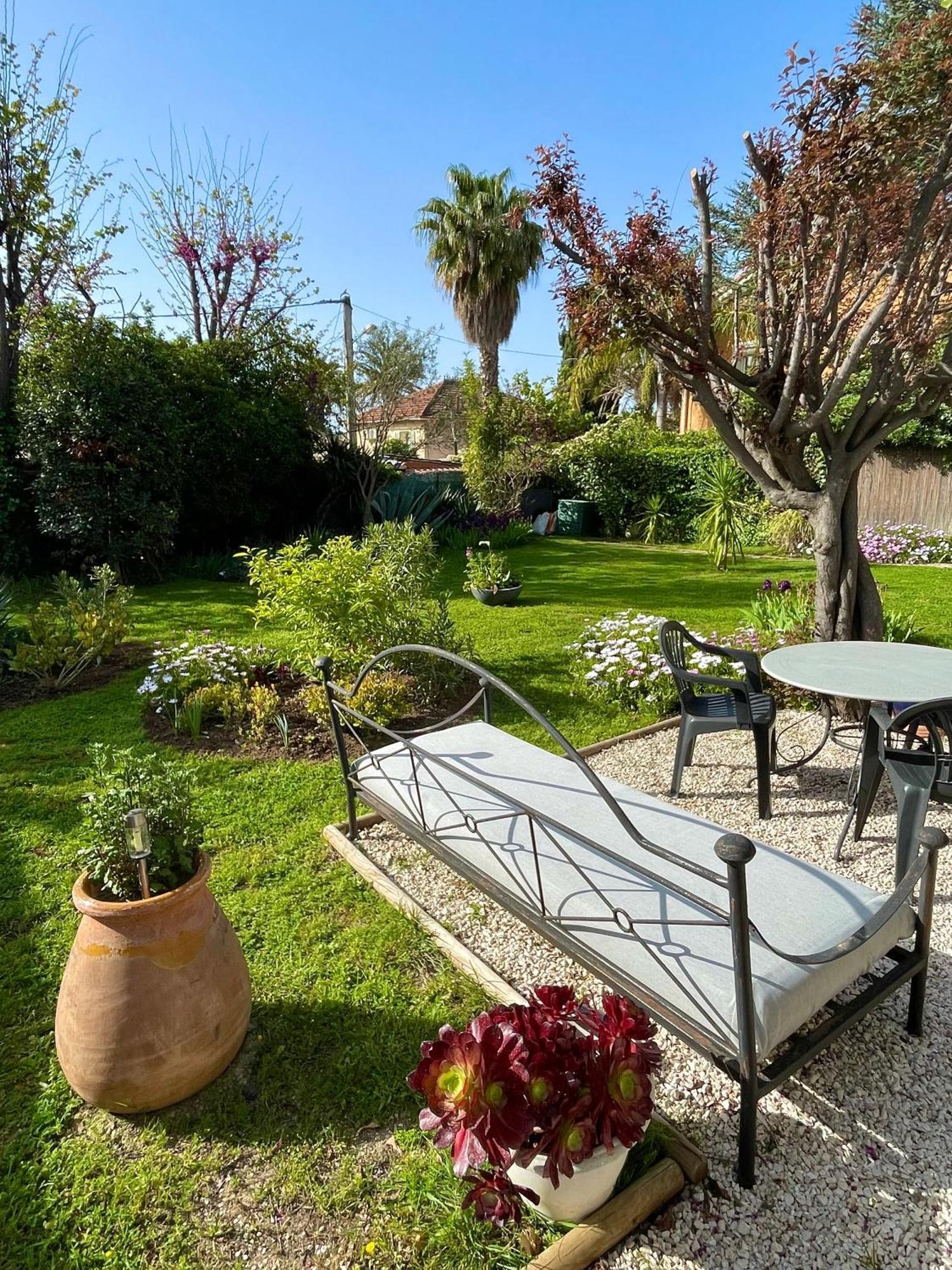 Appartement Rez De Villa Proche Port Et Plages De Sanary Sanary-sur-Mer Exterior foto